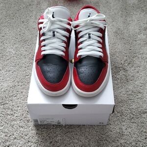Women's Red and Black Jordan Retro 1 Low Sneakers W/ Original Box Mens Size  9